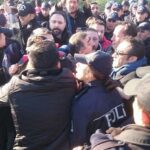 Birleşik Metal İş Başkanı ve işçilere gözaltı 2 Birleşik Metal İş Başkanı ve işçilere gözaltı