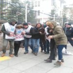 OHAL’i protesto eden KESK üyelerine polis saldırısı