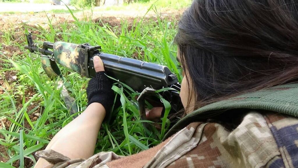 Omera köyü ve tepesine operasyon