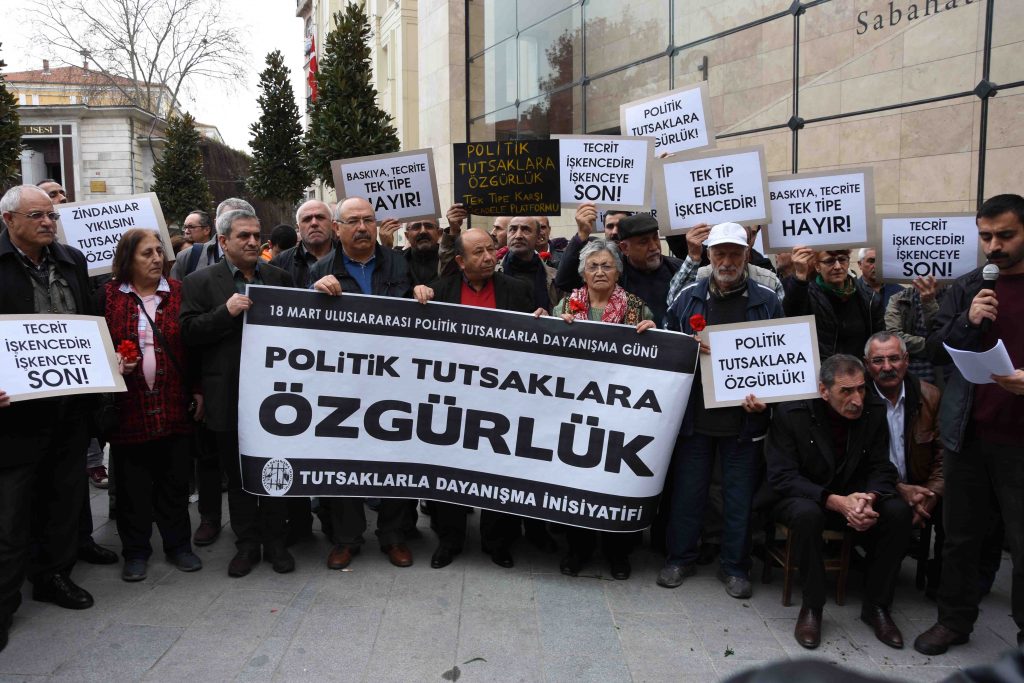 TDİ: “Politik tutsaklarla yaşasın enternasyonal dayanışma”