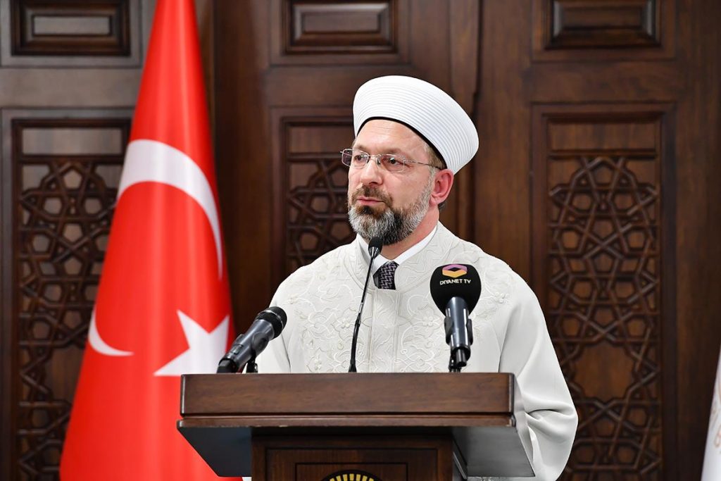 Diyanet İşleri Başkanı: “Evlilik için en uygun yaş 18-25”