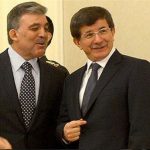 Ekibi Davutoğlu’na “Gül’den uzak dur” dedi
