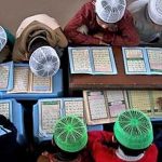 Bir milyon öğrenci tarikatların elinde