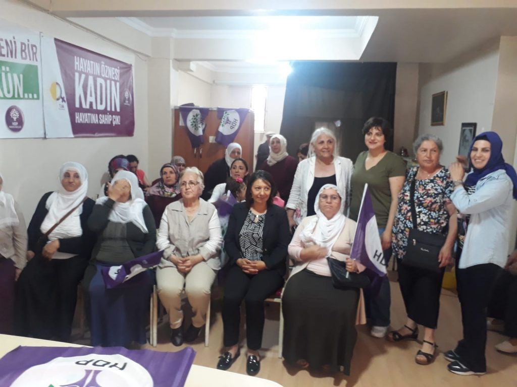 SMF – HDP ittifak adayı Dilşad Canbaz Kaya Güngören’de seçim bürosunun açılışına katıldı