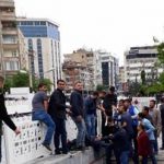 Amed’de polis bir genci vurdu