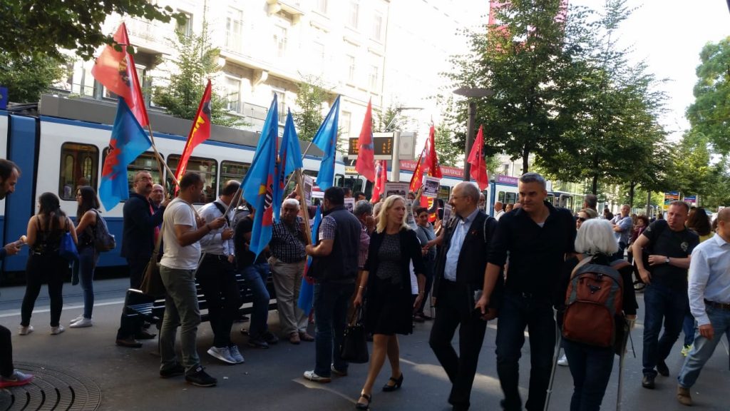 Greve giden Flormar işçilerine İsviçre’den destek geldi