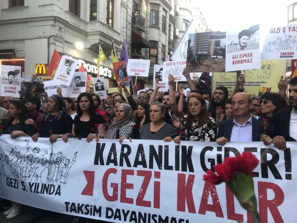 Gezi’nin 5’inci yıl dönümü: “Karanlık gider, Gezi kalır”