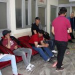 200 işçi zehirlendi