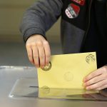 Seçimin ilk saatlerinde ihlal ve usulsüzlükler başladı
