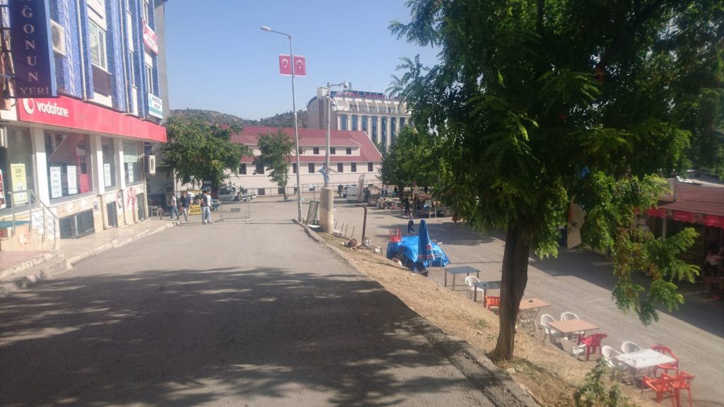 Dersim ablukaya alınarak şehir merkezine girişlere izin verilmiyor!