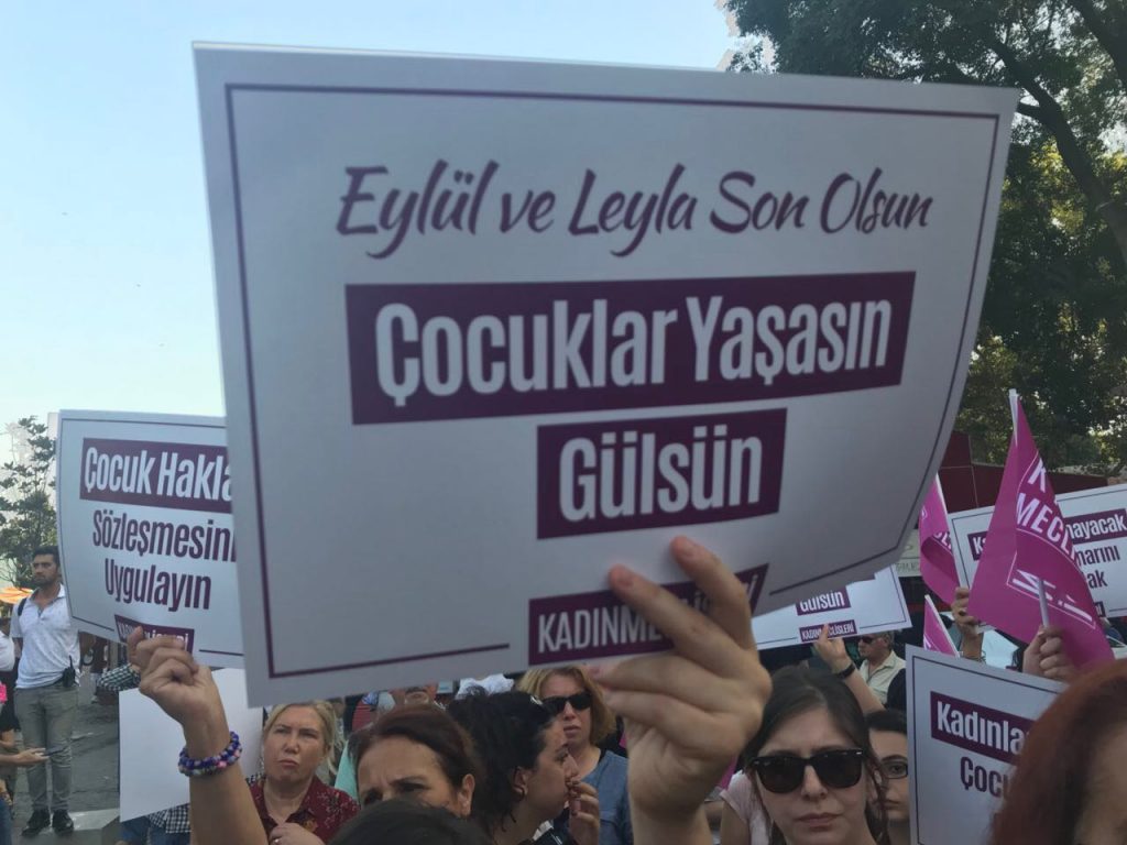 İstanbul çocuk istismarı ve cinayetlerine karşı eylemdeydi