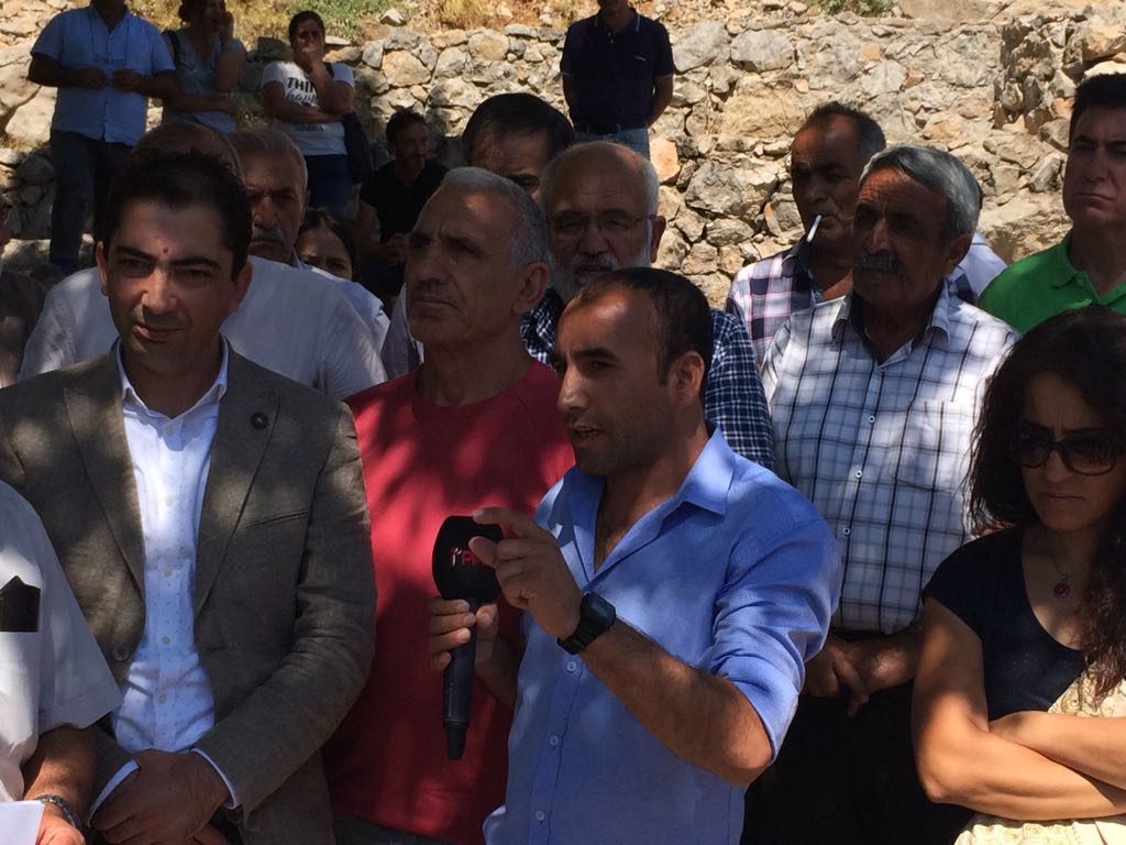 Munzur Özgür Aksın Meclisi: Gözelere cemevi yapılamaz!
