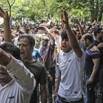 İran’da ekonomik sorunlar sebebiyle başlayan protestolar 10 büyük kente yayıldı