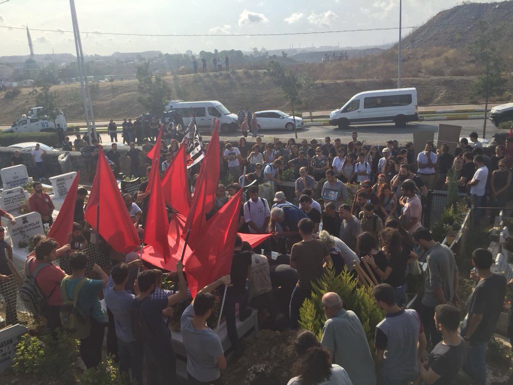 BÖG savaşçısı Mustafa Kalafat polis kuşatması altında Gazi Mahallesinde toprağa verildi