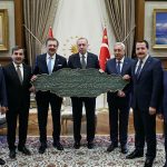 Erdoğan’dan patronlara ekonomi tesellisi: Hiç korkmayın, hepsi geçecek