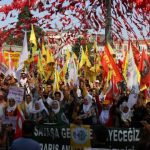 Bakırköy'de binlerce kişi ''Barış, Demokrasi ve Özgürlükten Vazgeçmeyeceğiz'' mitinginde buluştu 3 Bakırköy’de binlerce kişi ”Barış, Demokrasi ve Özgürlükten Vazgeçmeyeceğiz” mitinginde buluştu