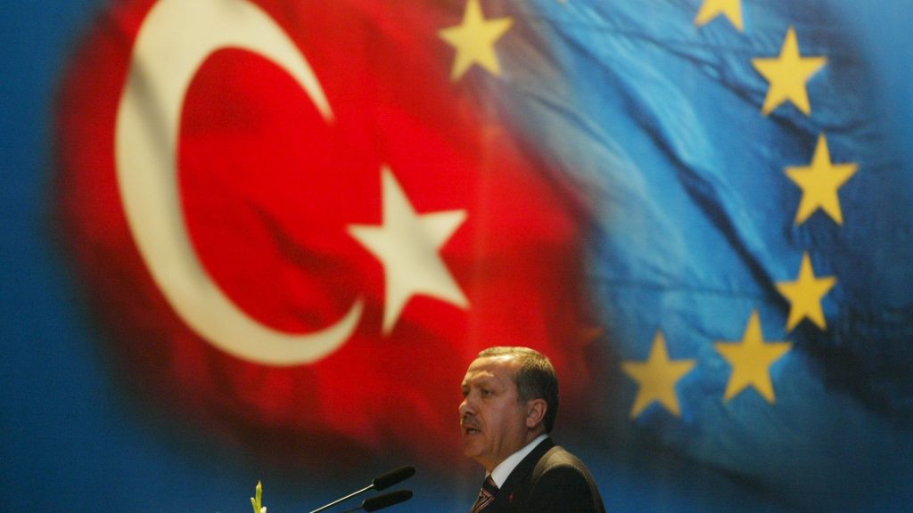 Avrupa Komisyonu başkan adayı Weber: ”Türkiye hiçbir zaman AB’ye üye olamaz”