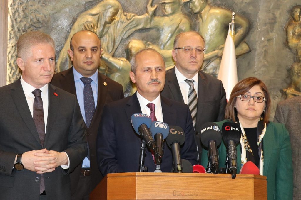 Bakan Turhan’dan itiraf: Demir yolu taşımacılığında sinyalizasyon oranı yüzde 45