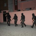 İzmir’de ev baskınları sonucu, 11 HDP’li gözaltına alındı