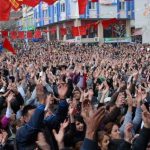Yozlaşmış ve kötürümleşmiş bir yazının hal-i pür melali ve Hakikatin sillesi / Aziz Cemile