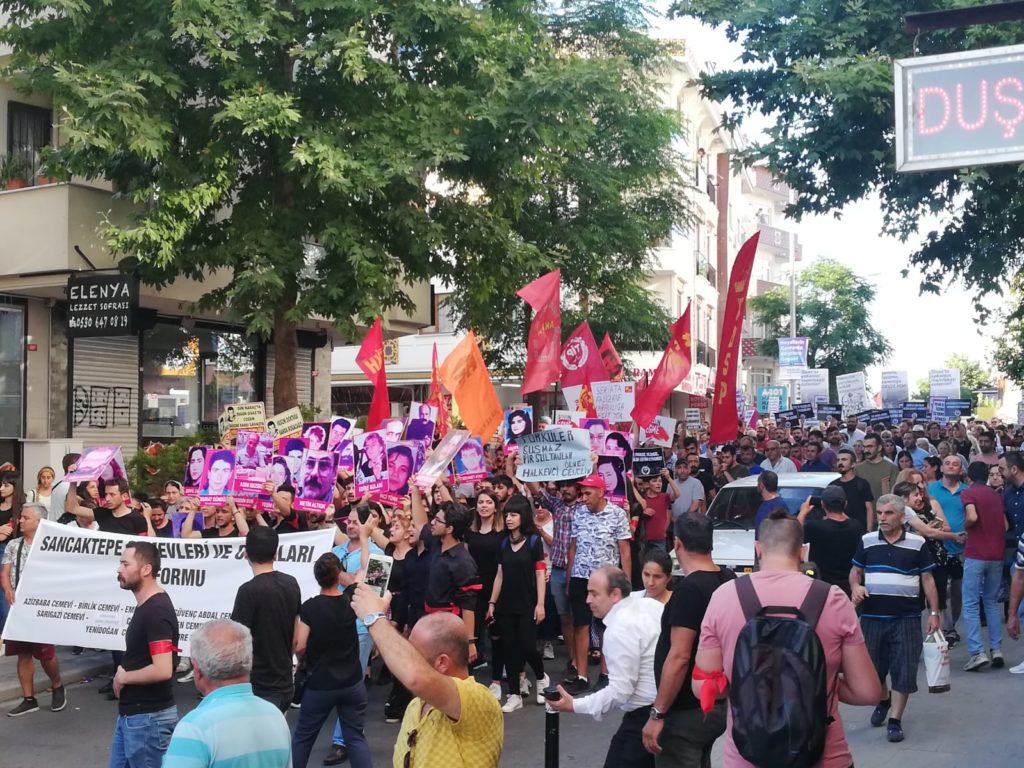 İstanbul Sarıgazi’de 2 Temmuz anması yapıldı