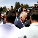 Binali Yıldırım işçiyi azarladı