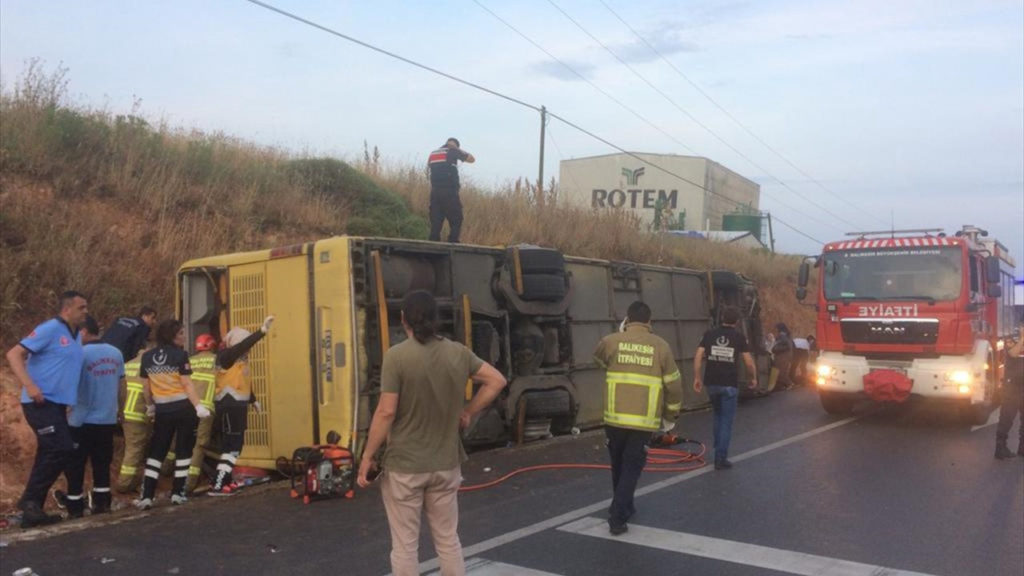 Bandırma’da otobüs kazası: Dört kişi yaşamını yitirdi