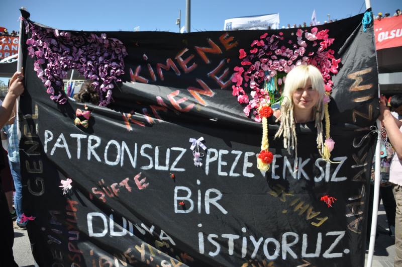 patronsuz pezevenksiz bir dunya seks iscileri