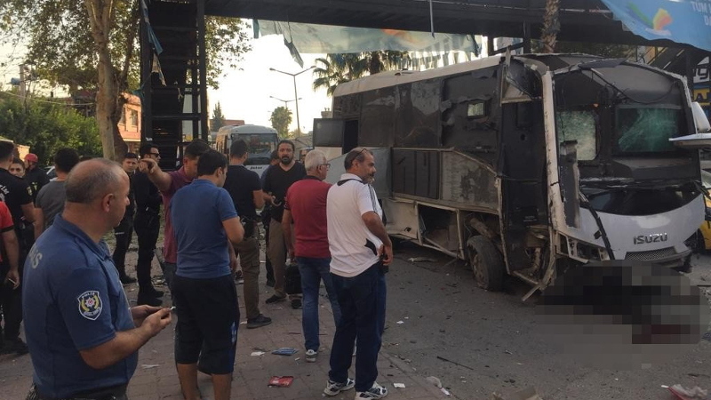 adana polis servis saldiri