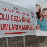 Hakaret ve şiddete maruz kalan tutsak dudaklarını dikerek açlık grevine başladı