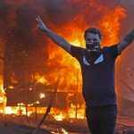 Irak’ta protestolar sürüyor: Katledilen eylemci sayısı 100’e yaklaşırken, internete erişim engeli getirildi