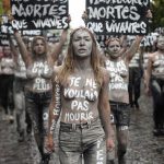 Femen üyelerinden Fransa’da katledilen 114 kadın için protesto eylemi