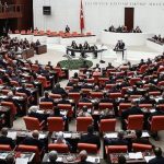 Meclis 75 fezleke ile açıldı