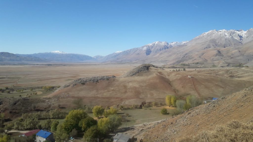 Yılın ilk karı Dersim’e yağdı
