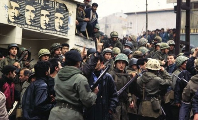 gazi katliami tanigi oglumun vuruldugu yerden 22 yildir gecmiyorum h80983 7b4bd