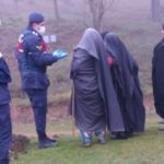 “Evde kal” çağrısını fırsata çevirmek isteyen maden şirketine köylüler izin vermedi