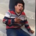 Zabıtaların karton toplayan çocuğu darp etti