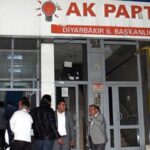 AKP’de çözülme devam ediyor: Diyarbakır’da AKP’li 12 ilçe başkanı istifa etti