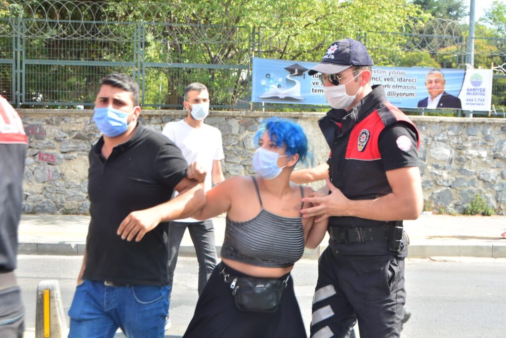 Bimeks işçilerinin eylemine polis saldırdı: En az 30 kişi gözaltına alındı