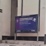 Nüfusun yarısı Kürt olan ilçede 9 dilde billboard asıldı: Kürtçe hariç!