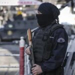 Amed’te ev baskınları: Çok sayıda gözaltı