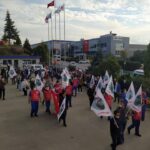 İşçiler AKP’nin yeni torba yasasına karşı eylemde: Dokunma kıdem tazminatıma