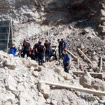 İnşaatta yaşanan göçük sonrası iki işçi yaşamını yitirdi