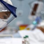 İki doktor daha koronavirüs nedeniyle yaşamını yitirdi