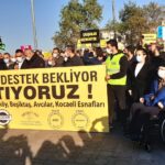 Kadıköy’de esnaftan eylem:  Batıyoruz