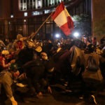 Peru’da halk sokakta: 2 kişi yaşamını yitirdi