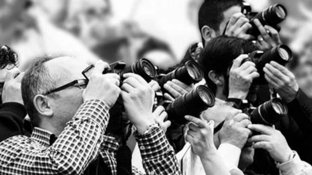TGF: Koronavirüs nedeniyle 13 Gazeteci yaşamını yitirdi