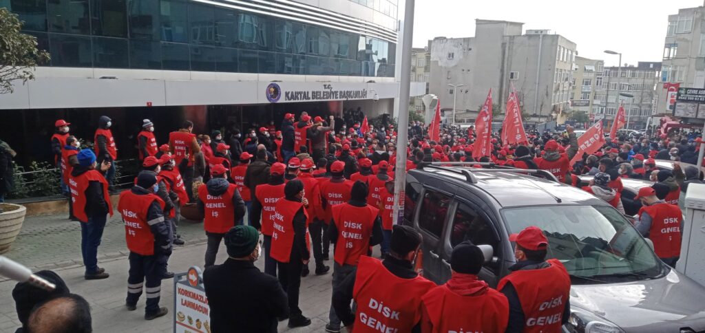 Kartal Belediyesi işçilerinden TİS eylemi
