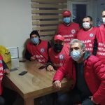 Ekmekçioğulları işçilerinin direnişi sürüyor: İşçiler CHP il binasında açlık grevine başladı
