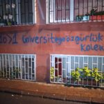 İstanbul’da 5 öğrenci duvar yazılaması gerekçesiyle gözaltına alındı
